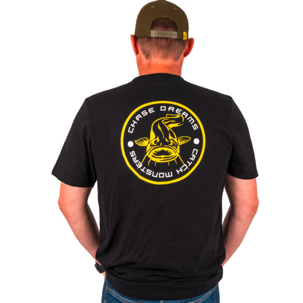 Black Cat Chase Dreams T-Shirt Black